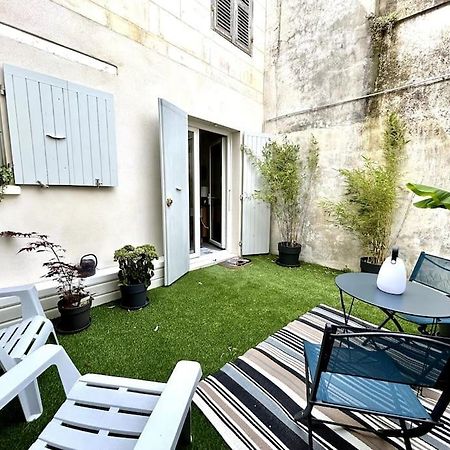 Cote Cour - Appartement En Plein Centre-Ville & Proche Des Thermes Rochefort-sur-Mer Extérieur photo